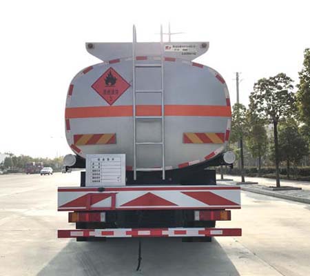 楚飞牌CLQ5250GYY5LZ型运油车