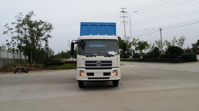 春风天锦对接式自卸式垃圾车火爆直销